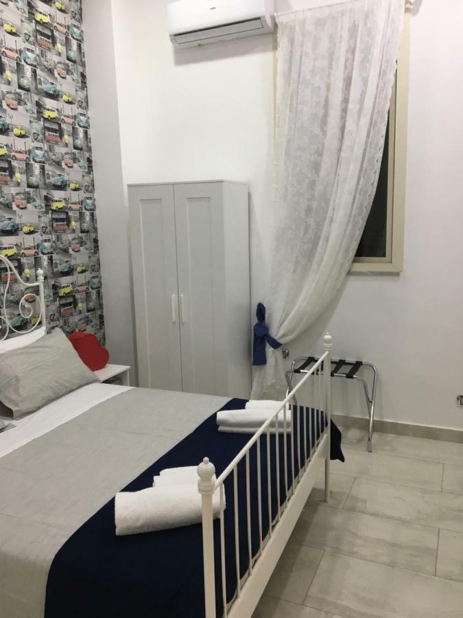 Отель Il Cuore Di Napoli Экстерьер фото