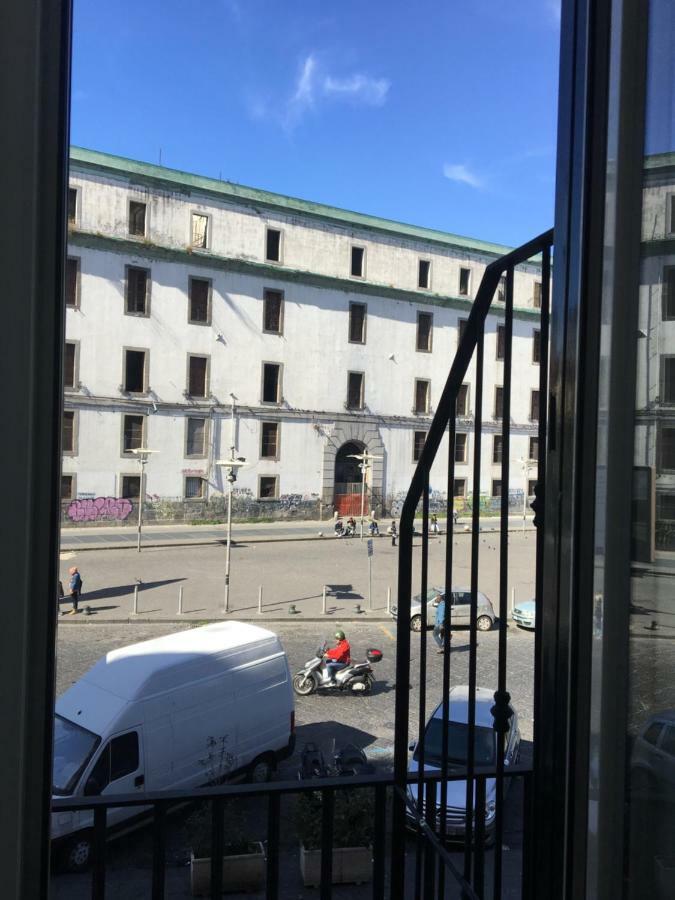 Отель Il Cuore Di Napoli Экстерьер фото